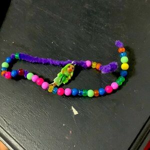 A bracket that u tie